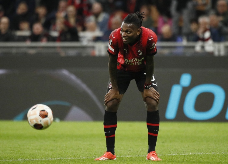  米體：超過六成米蘭球迷投票，認為前場四人組中應該讓萊奧替補