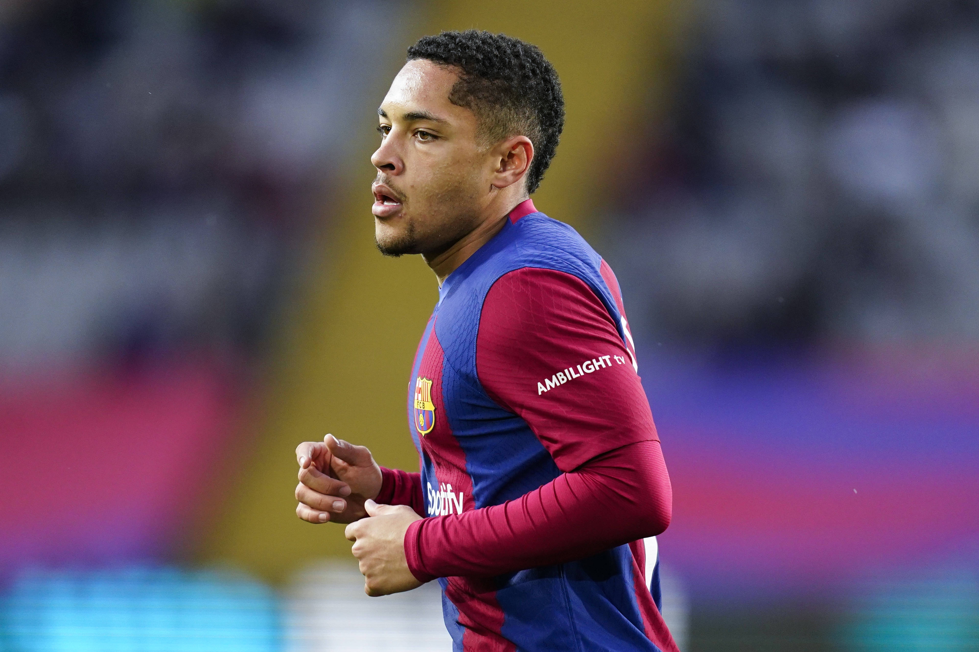  全沒(méi)觸發(fā)！巴薩簽羅克時(shí)設(shè)定3100萬(wàn)歐浮動(dòng)，其中還包括金球獎(jiǎng)金