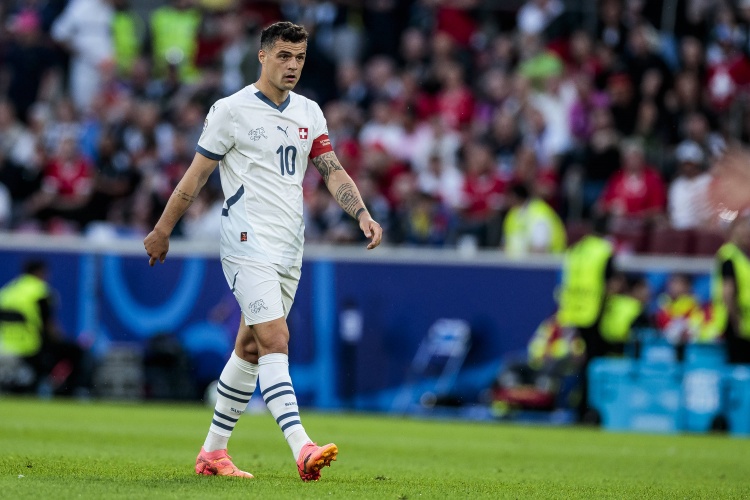  瑞士媒體：扎卡的三女兒出生，他將缺席本月瑞士隊的兩場比賽