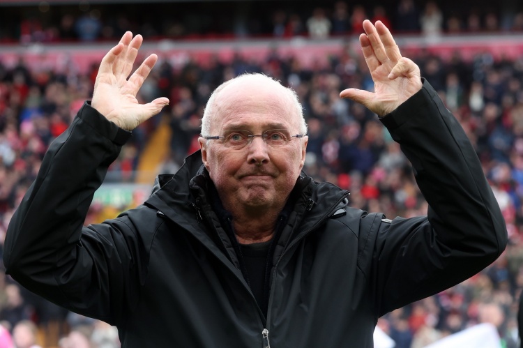  太陽報：名帥埃里克森生前欠債800多萬英鎊，家人只好拍賣紀念品