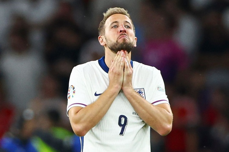  前主持人：凱恩時代已結(jié)束，英格蘭需要新隊長&我選賴斯→貝林