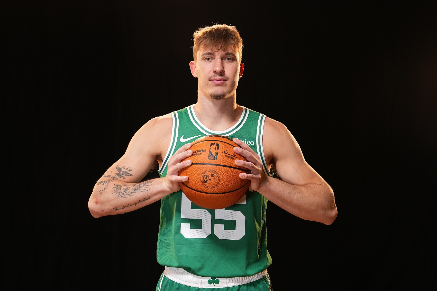  殘陣出奇人！雙探花缺陣 30號(hào)秀謝爾曼16分鐘三分7中6砍20分