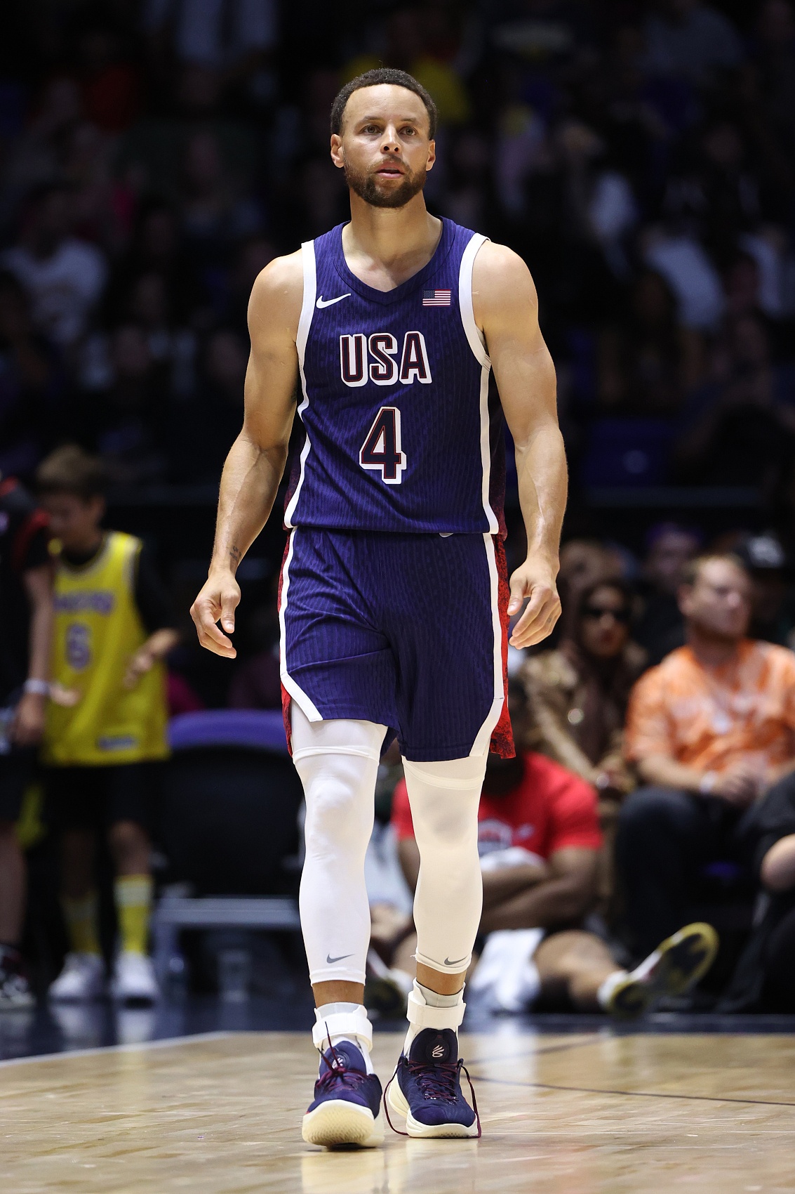  奧運(yùn)奪冠后！科爾擁抱庫(kù)里：能成為你人生的一部分我他X太幸運(yùn)了