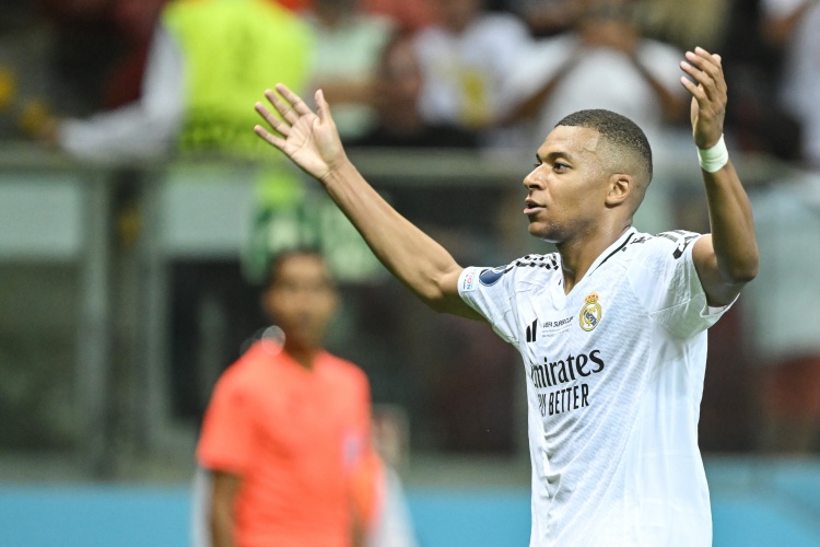  姆巴佩今年14場(chǎng)14球，位列五大聯(lián)賽球員進(jìn)球榜第2&僅次于登貝萊