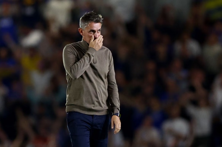  伊鎮(zhèn)主帥：當(dāng)曼聯(lián)只剩10人的時(shí)候，他們做得比我們更好