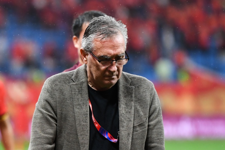  5個(gè)月前的自己！伊萬(wàn)現(xiàn)場(chǎng)觀戰(zhàn)國(guó)青，目睹體力不支主場(chǎng)被沙特絕殺