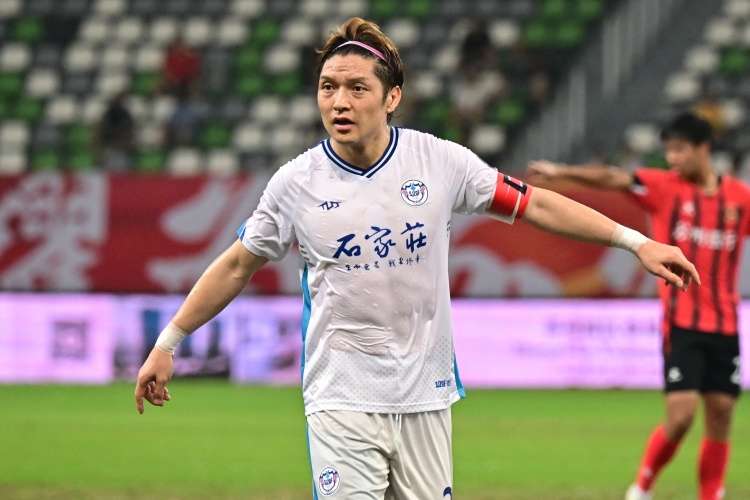  汪嵩再回評(píng)論：肯定沒(méi)操縱也沒(méi)踢假球，隊(duì)友買(mǎi)球叫我?guī)退l(fā)信息