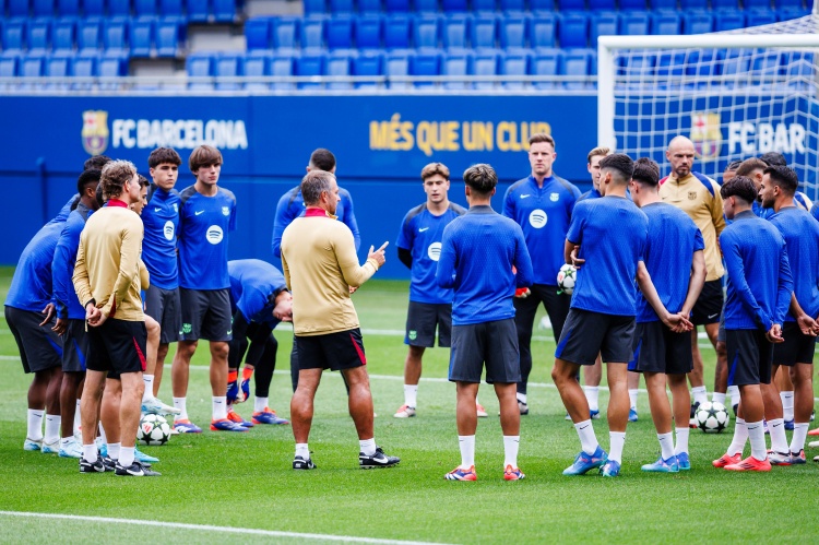  世體：巴薩今日進(jìn)行對(duì)馬競(jìng)賽前最后一練，本場(chǎng)不會(huì)進(jìn)行輪換