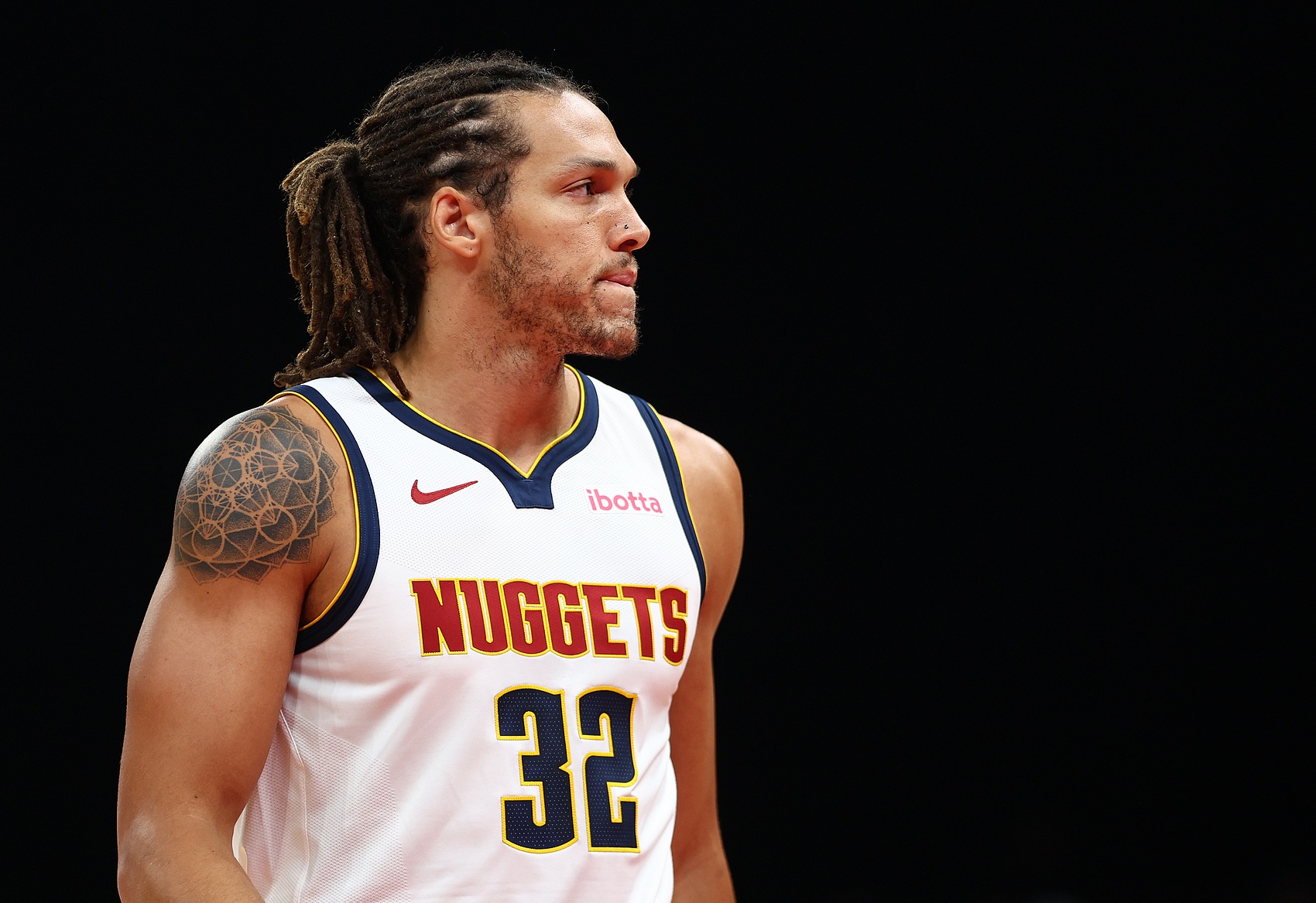  沒(méi)約穆沒(méi)問(wèn)題！戈登：我愿意盡一切努力幫助球隊(duì)取得勝利