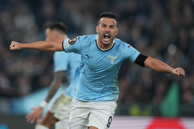  迪馬：拉齊奧就續(xù)約1年和37歲佩德羅對話，后者將做出決定