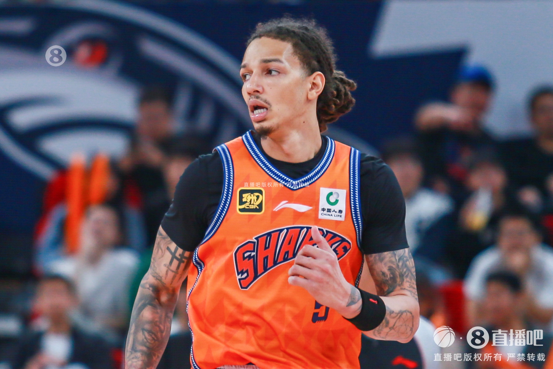  剛奪俱樂(lè)部杯冠軍！直播吧：上海外援威爾遜已轉(zhuǎn)為賽季全保障合同