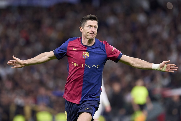  世體：萊萬最近經(jīng)常陪法蒂加練，幫助對方恢復(fù)狀態(tài)