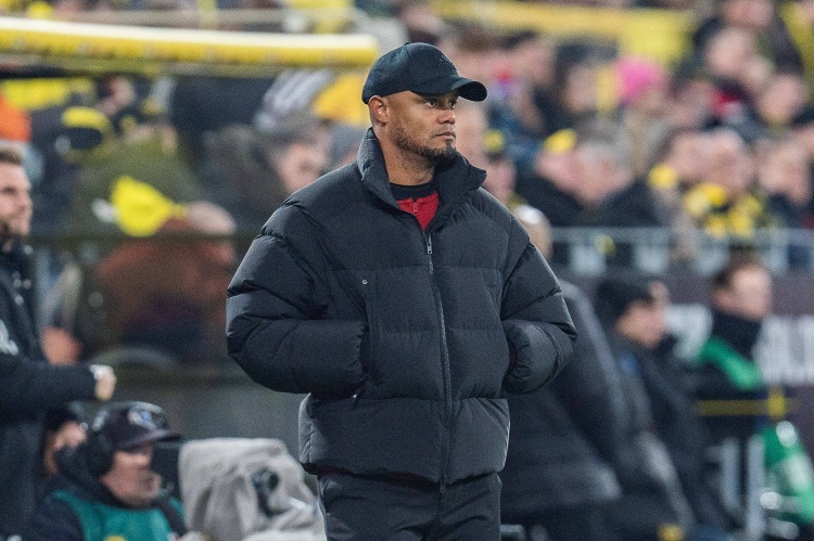  拜仁近10次對(duì)陣法蘭克福5勝2平3負(fù)，但近4次交手僅取勝1場(chǎng)