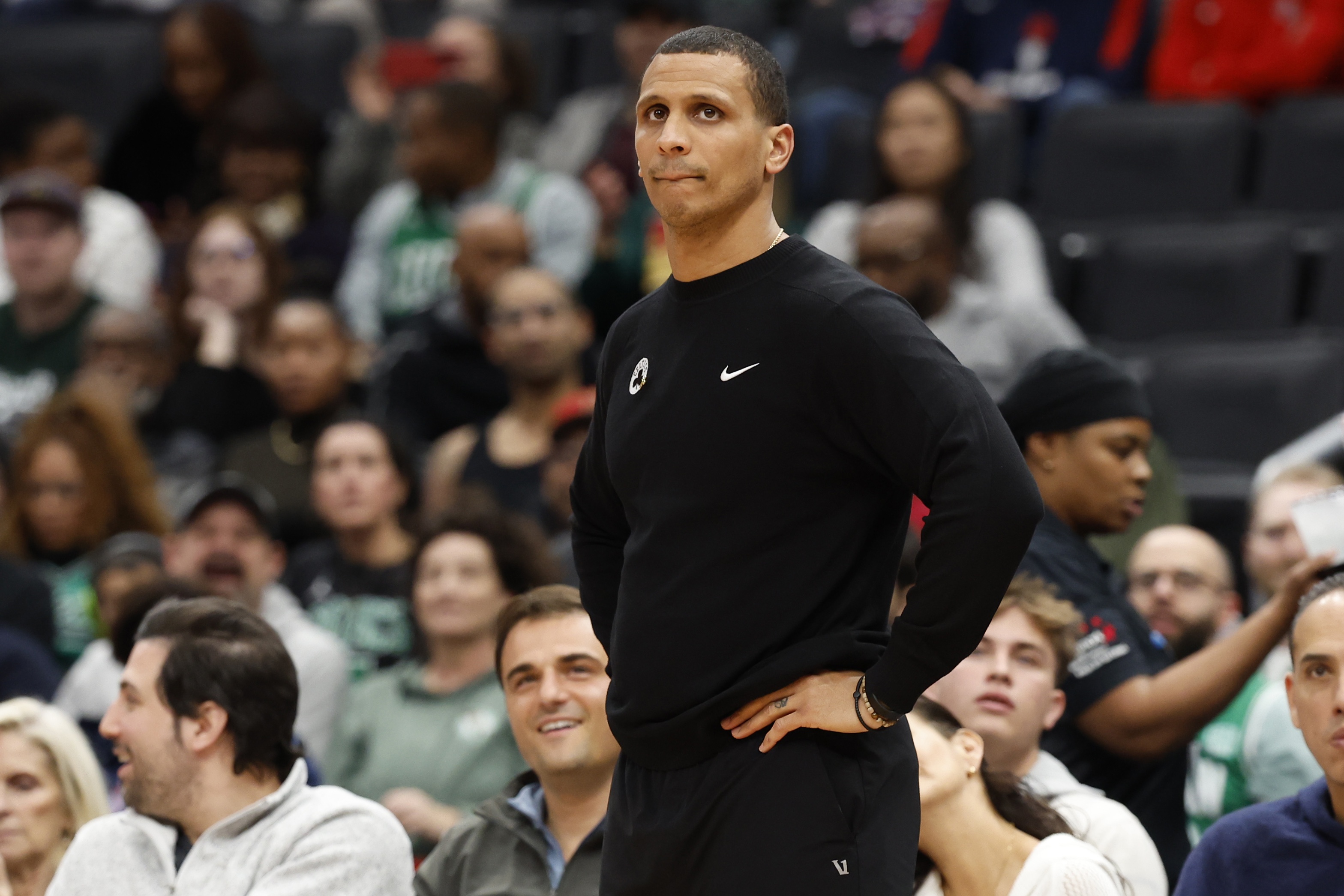  活塞內(nèi)線得分為62分！馬祖拉：他們?cè)趦?nèi)線突破方面做得非常出色