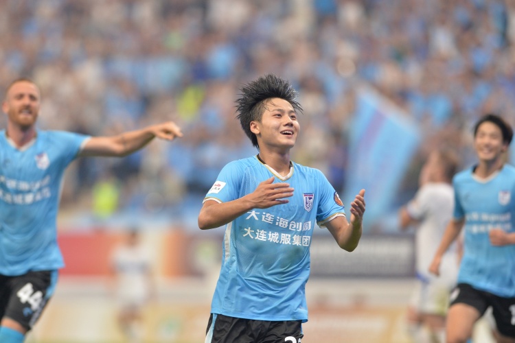  開(kāi)局1平1負(fù)！半島晨報(bào)：英博的中超起步不錯(cuò)，但距站穩(wěn)腳跟還差遠(yuǎn)