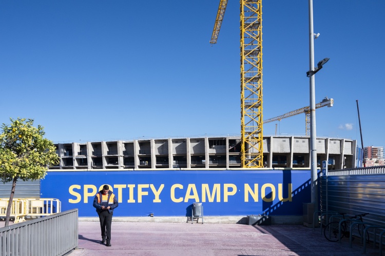  世體：巴薩本賽季不會(huì)回諾坎普球場(chǎng)，一些服務(wù)商被通知要等到11月