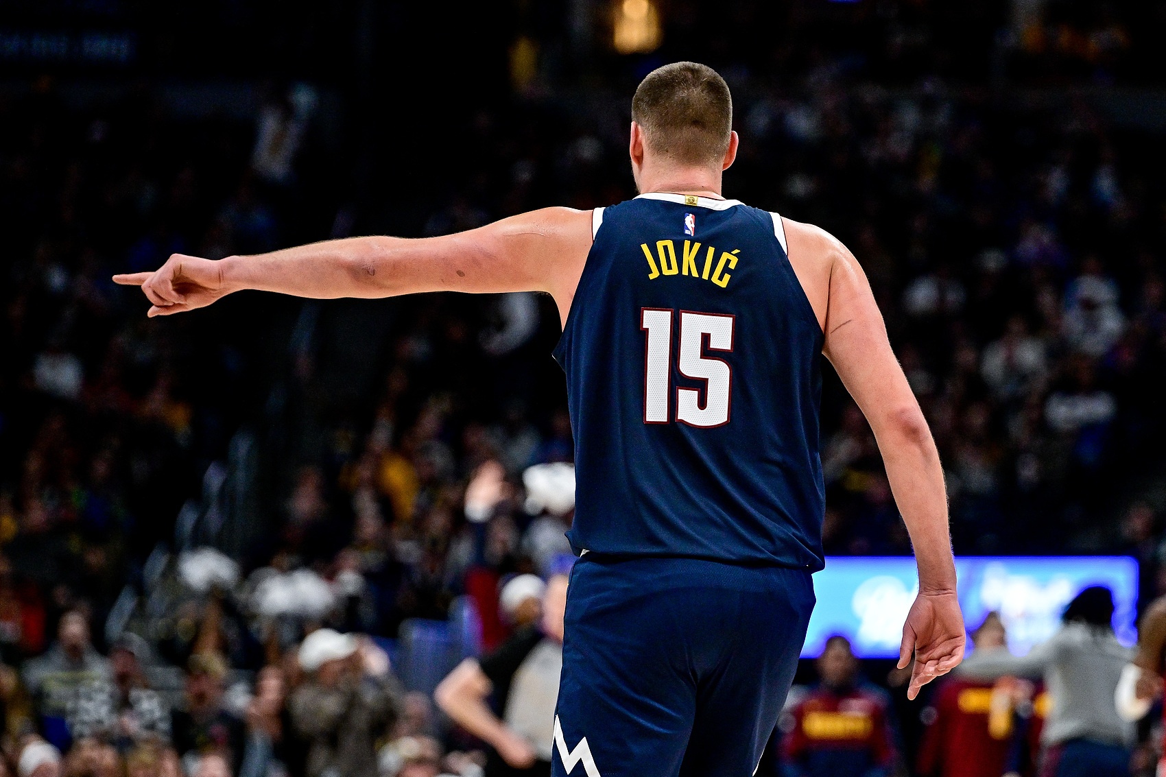  完美演出！約基奇14中9砍下18分9板19助4斷 助攻數(shù)創(chuàng)生涯新高