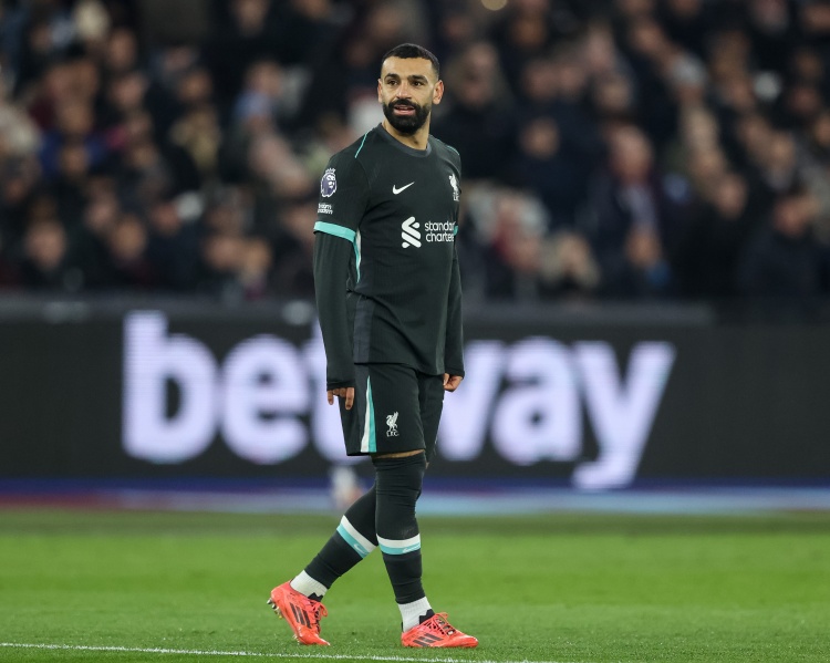  自帶2-0過分了哈！32歲薩拉赫英超27場(chǎng)有11場(chǎng)傳射，總計(jì)25球16助