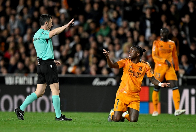  塞爾：皇馬將于下周提出改進(jìn)裁判系統(tǒng)計(jì)劃，將以VAR透明度為基礎(chǔ)