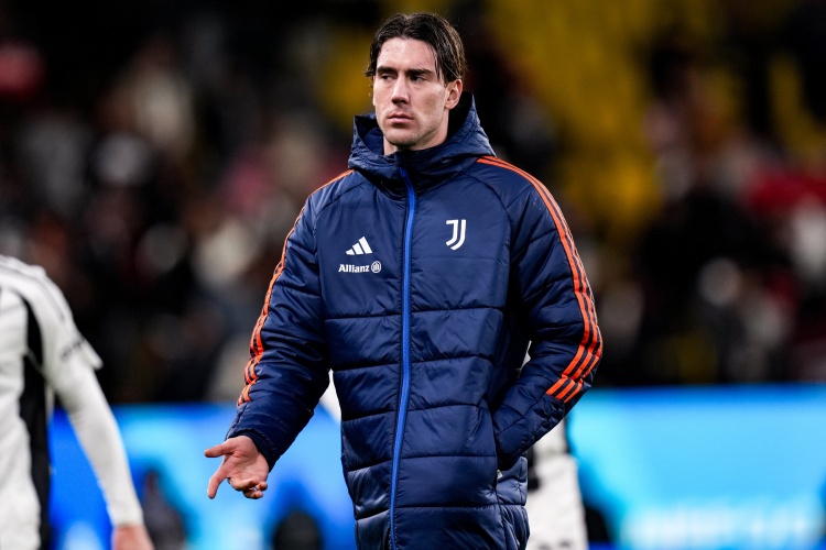  米體：若續(xù)約失敗尤文很難把DV9賣(mài)出好價(jià)格，并將影響求購(gòu)穆阿尼