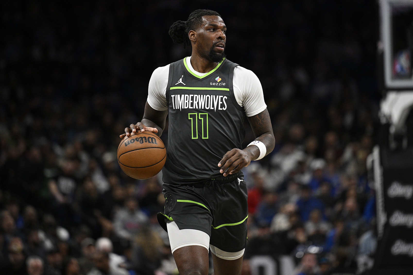  真是鐵??！里德12中4&三分6中1拿到10分 另有6板4助2帽