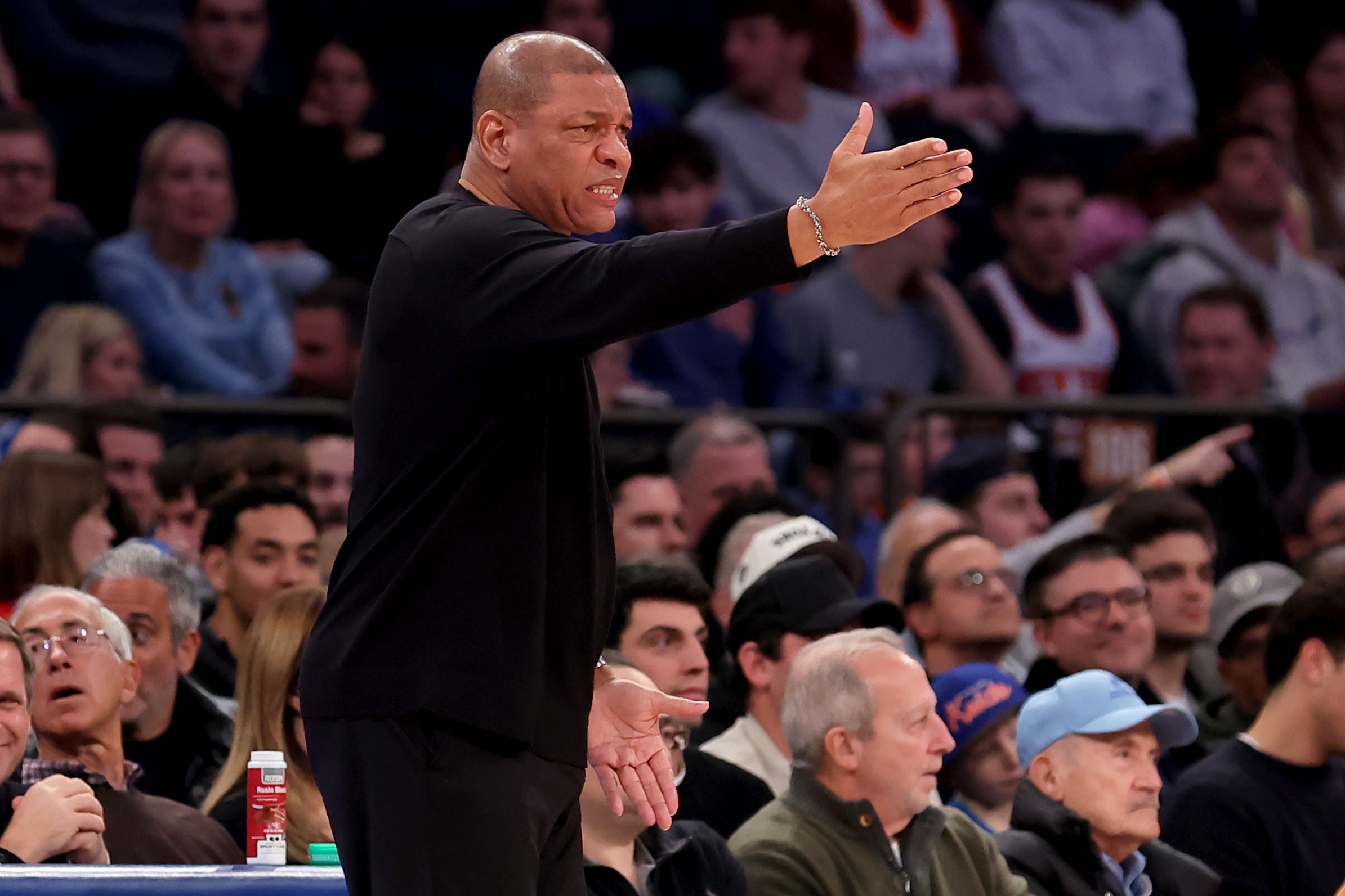  里弗斯：球隊(duì)正在凝聚成一個整體 我們的比賽質(zhì)量在提升