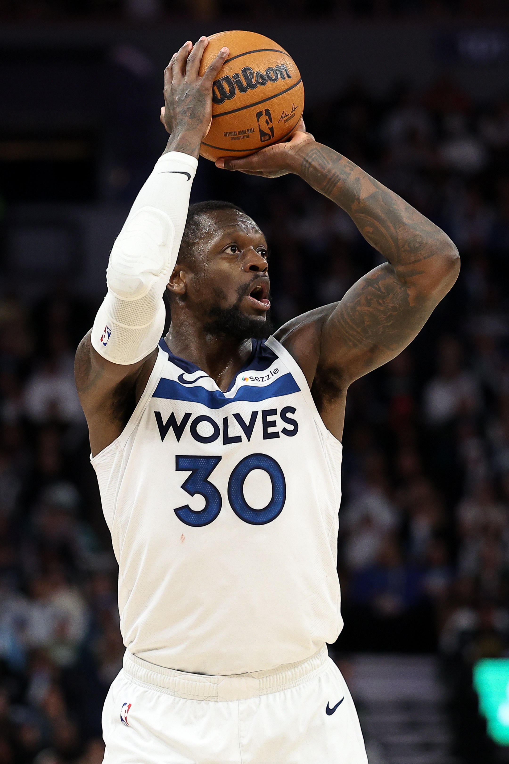  名記：森林狼今夏基本沒有靈活性 蘭德爾預(yù)計執(zhí)行3100萬球員選項