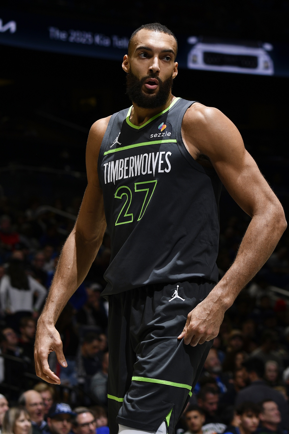  內(nèi)線支柱！戈貝爾8中7高效拿到16分 另有8板2助2斷 正負值+18