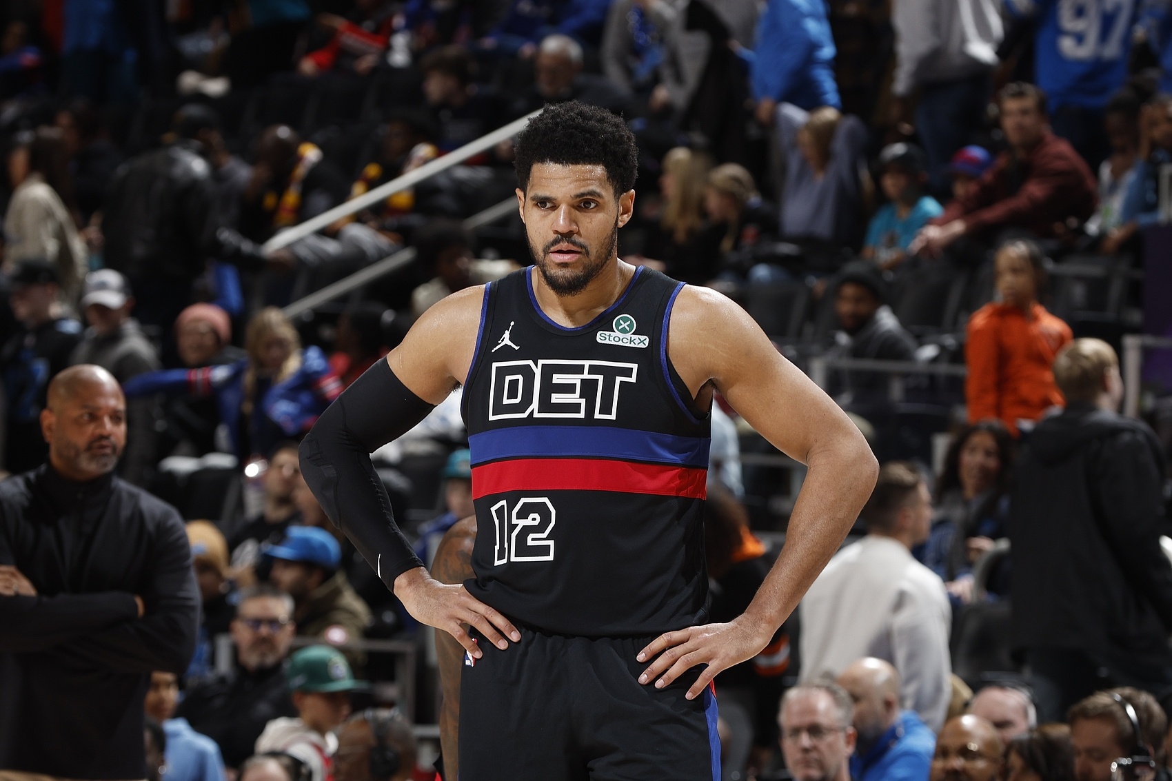  廉頗老矣？托拜亞斯-哈里斯首節(jié)3中3得到10分 罰球4中4