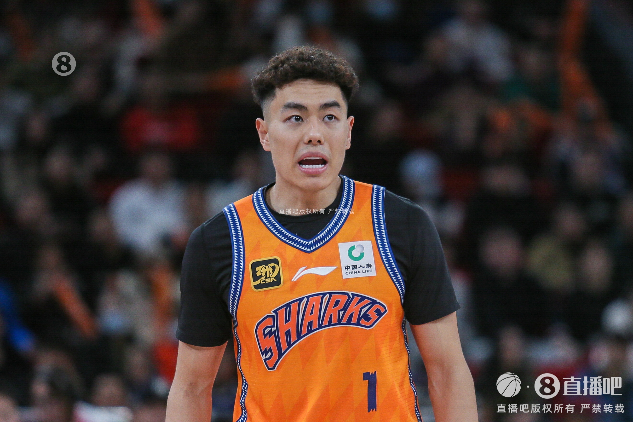  打得很不錯！李添榮兩記三分助隊反超 首節(jié)拿到6分1板1助