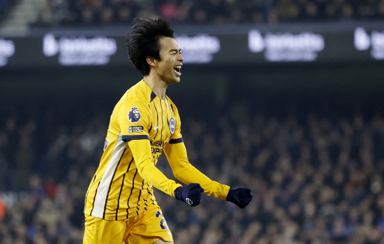  赫爾澤勒：很高興三笘薫留隊(duì)，他從未要求俱樂(lè)部回應(yīng)沙特報(bào)價(jià)