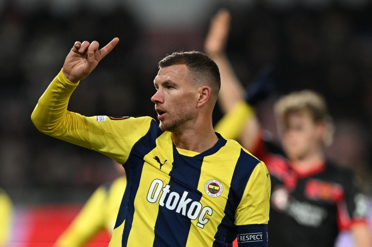  好搭檔！哲科本賽季5個助攻有4個是送給恩內斯里的