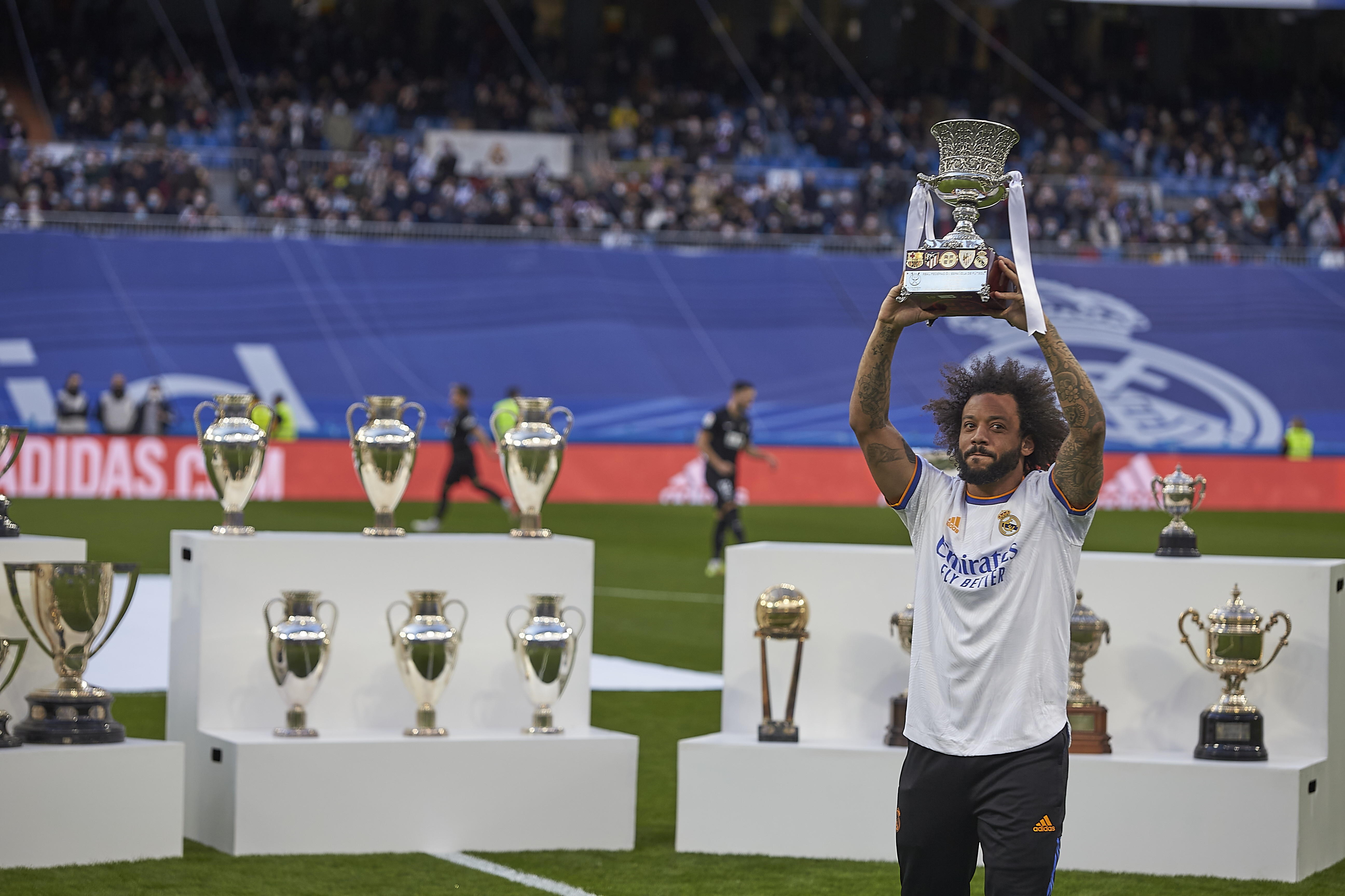  官方：皇馬將在德比前致敬馬塞洛，他隨隊(duì)拿到25座冠軍獎(jiǎng)杯