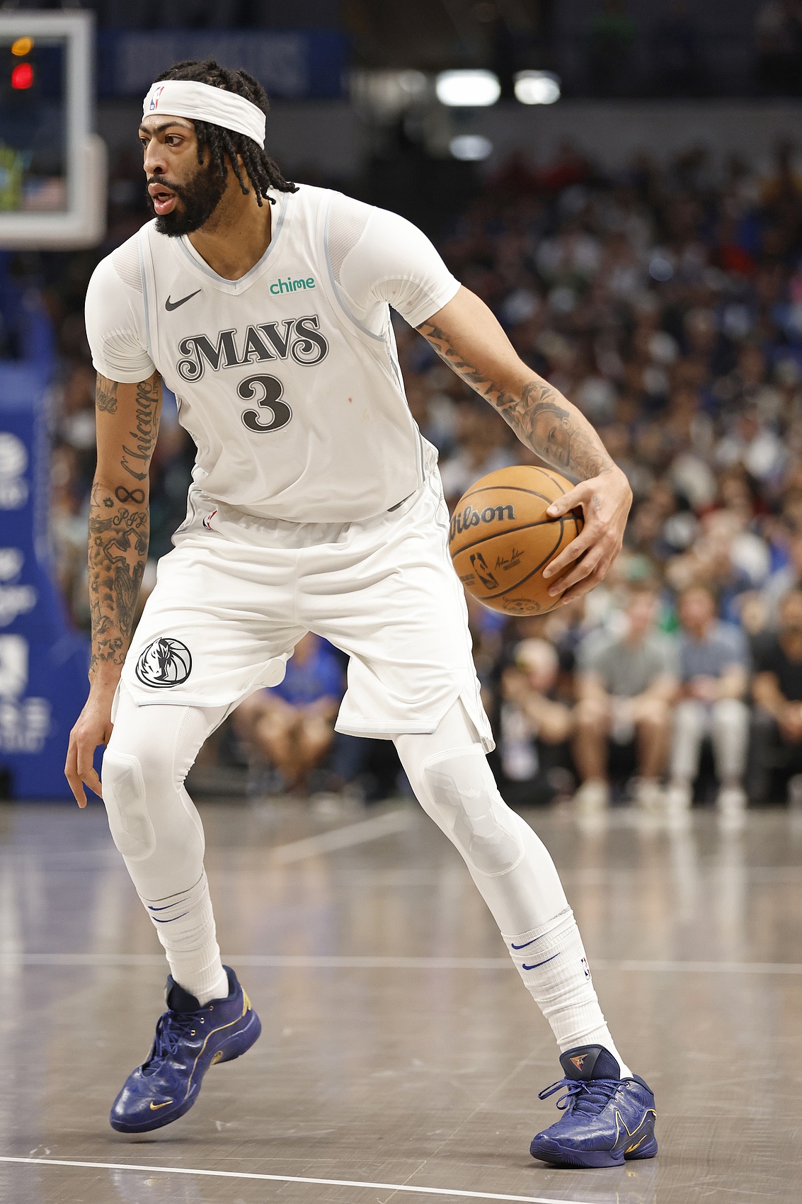  隊記：濃眉預(yù)計將缺席獨行俠明日背靠背對陣尼克斯的比賽