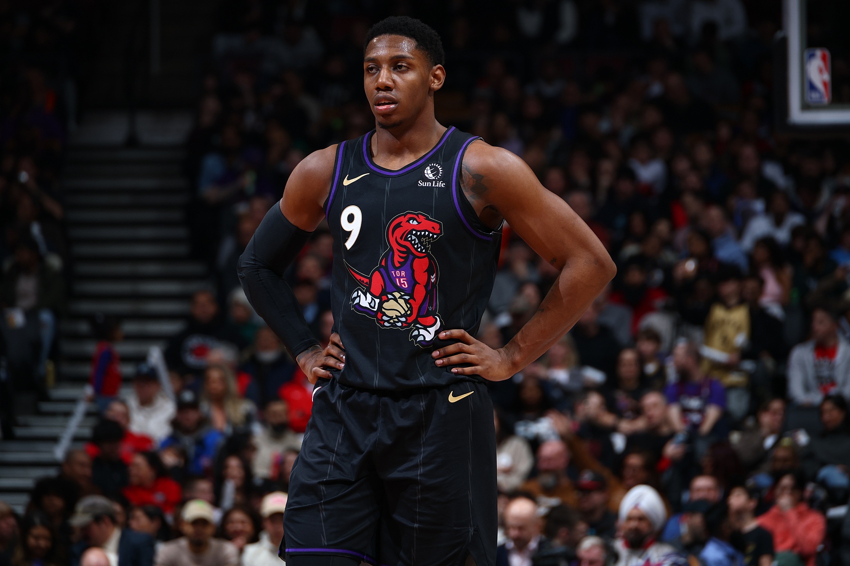  拿到球隊最后16分中的13分！巴雷特17中11空砍29分3板4助