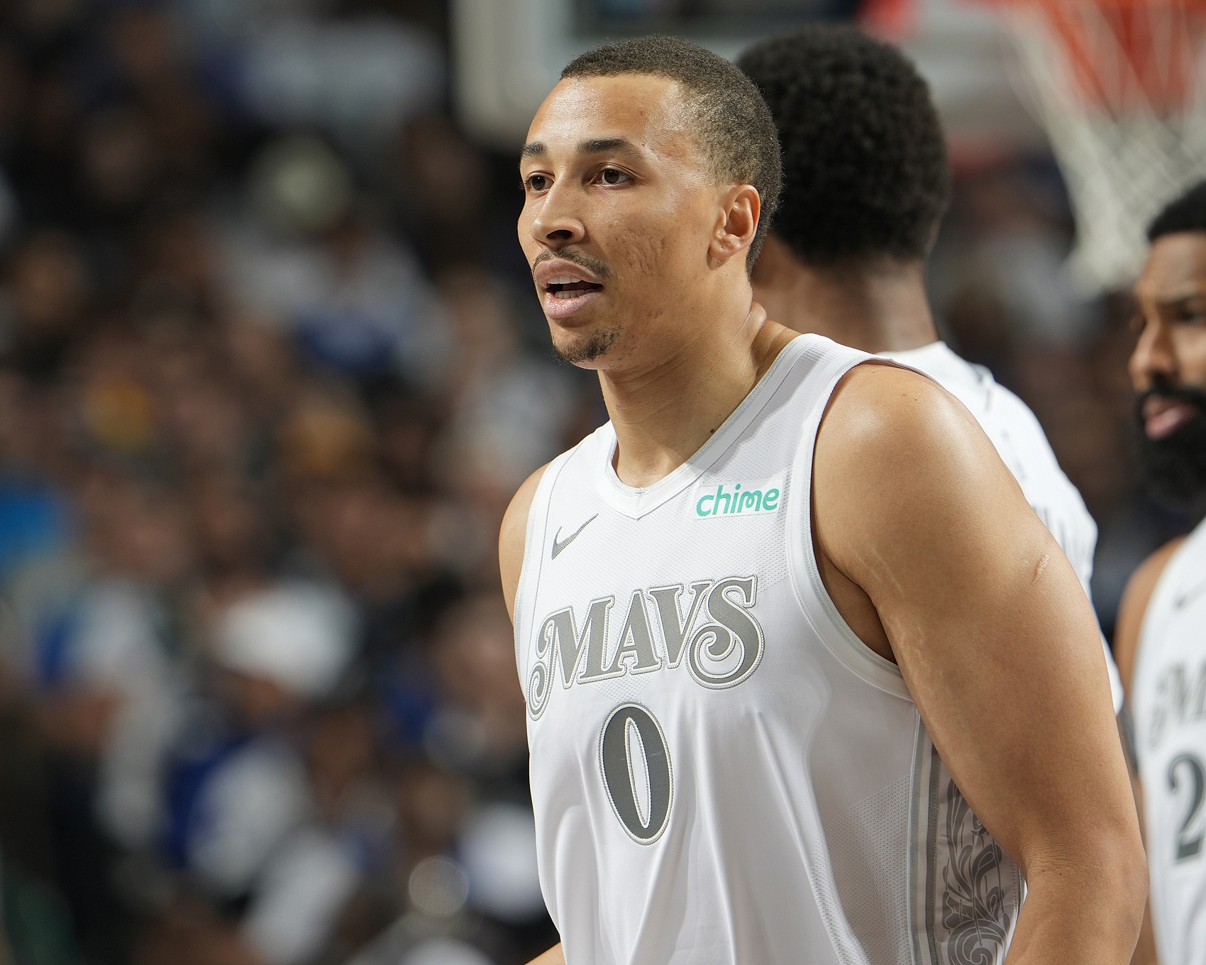  盡力了！?？怂_姆7中6高效拿下17分3板3助1斷