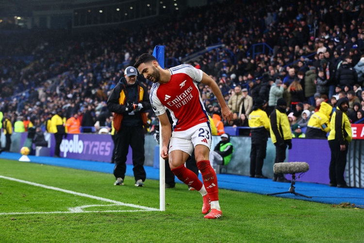  詹俊：倫敦的天空是紅色的！角球之王又回來了，切爾西苦于鋒無力