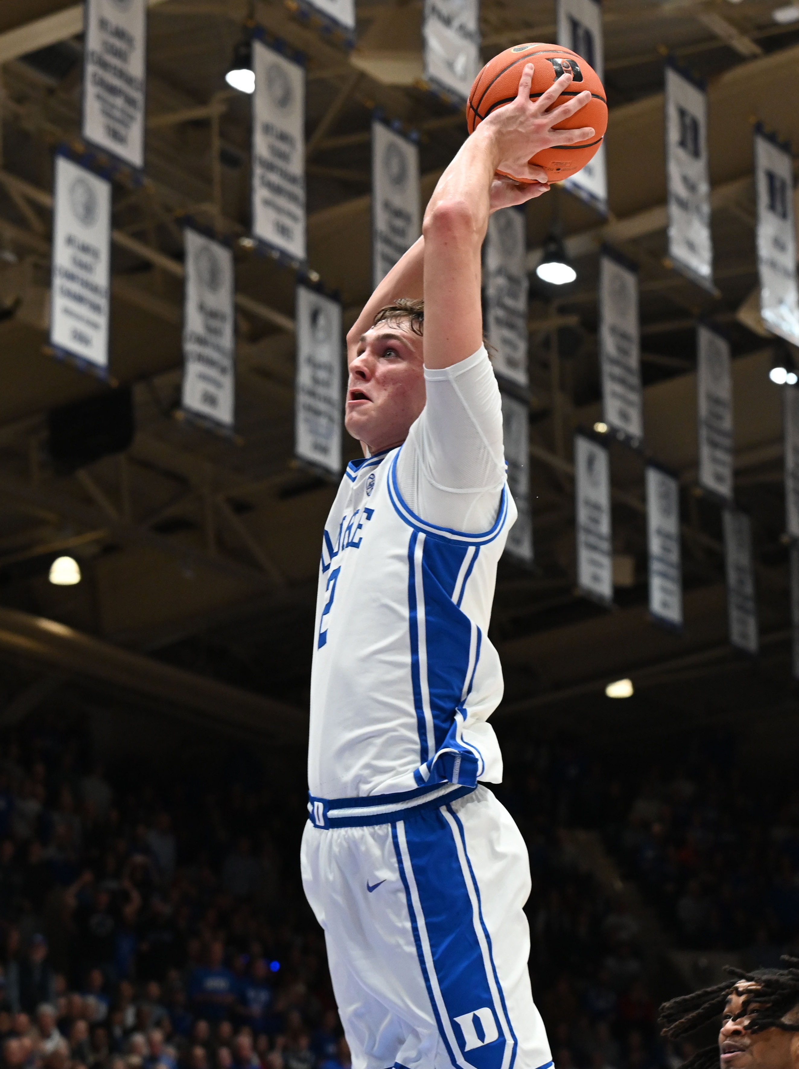  領(lǐng)跑杜克賽季6項(xiàng)技術(shù)統(tǒng)計！弗拉格13中7砍19+5+6 近19場豪取18勝