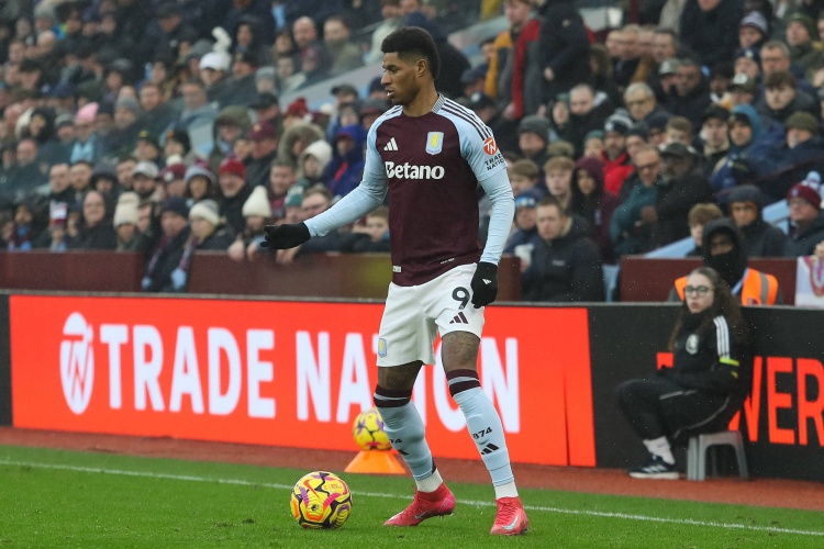  埃梅里：拉什福德踢得既舒服又自信，進(jìn)球?qū)λ约汉颓蜿牰己苤匾? class=