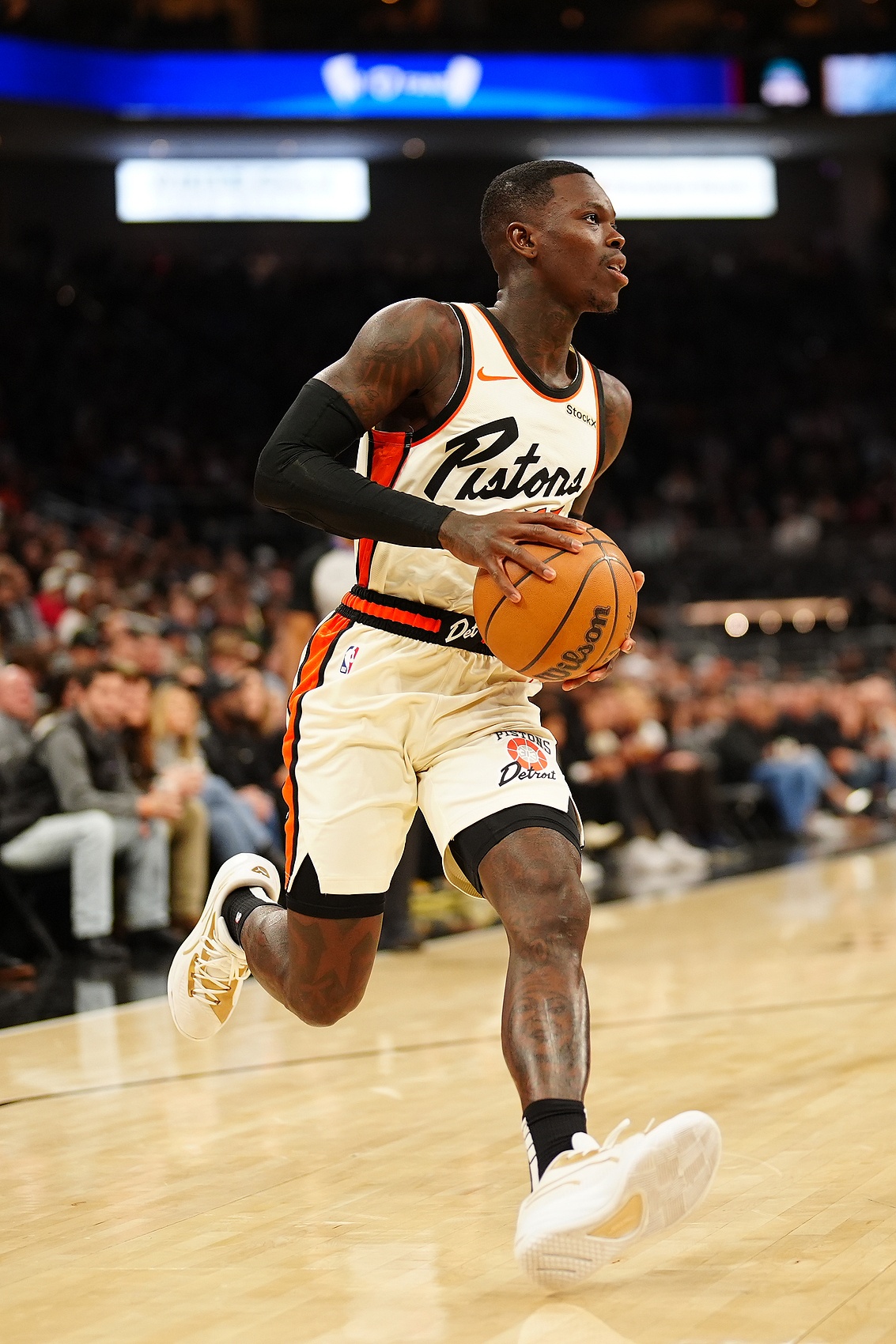  福將！施羅德活塞首秀至今球隊(duì)8勝1負(fù)