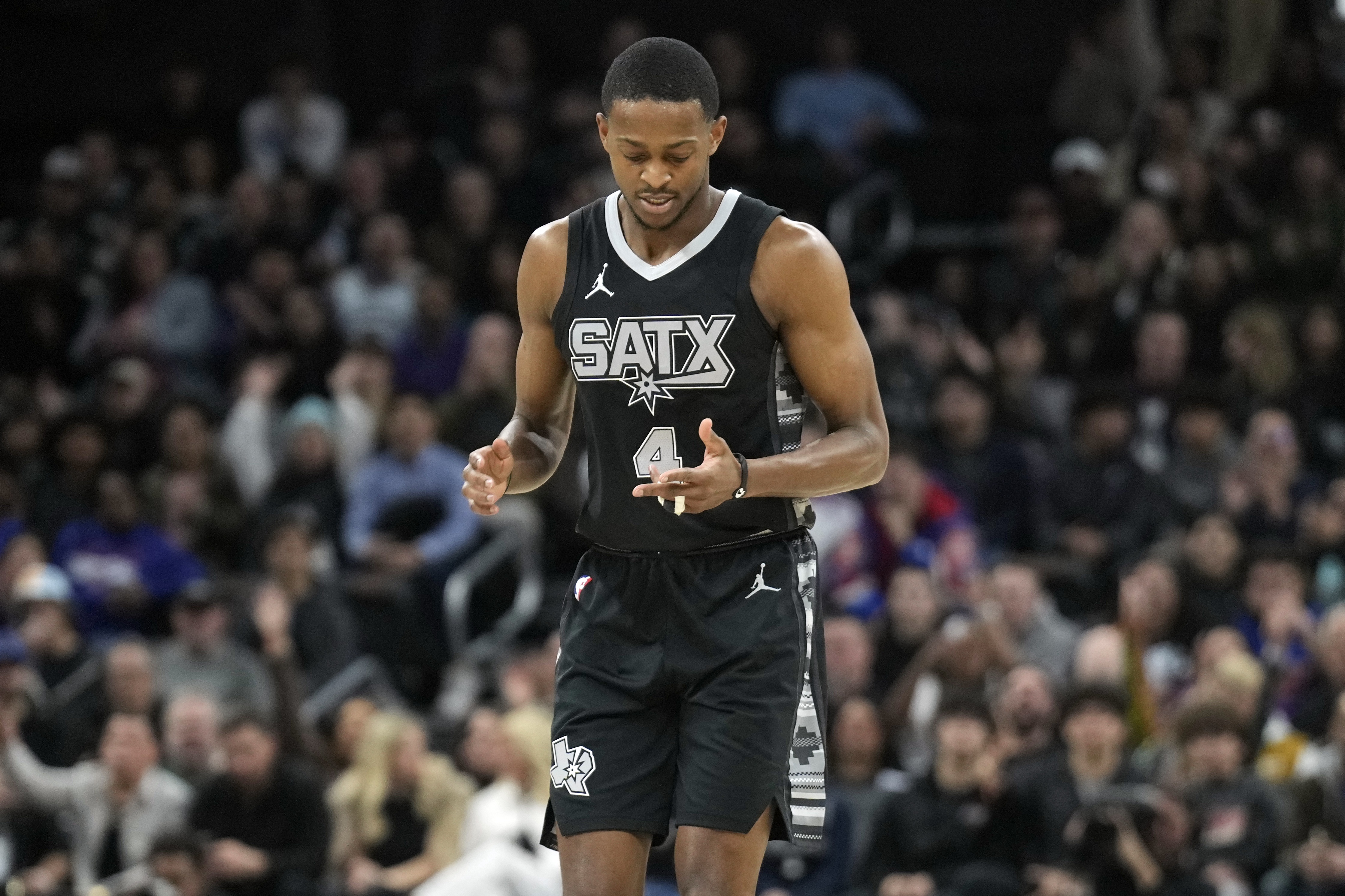  ?？怂梗何以趪醵冗^了愉快時光 重返薩克拉門托感覺不錯