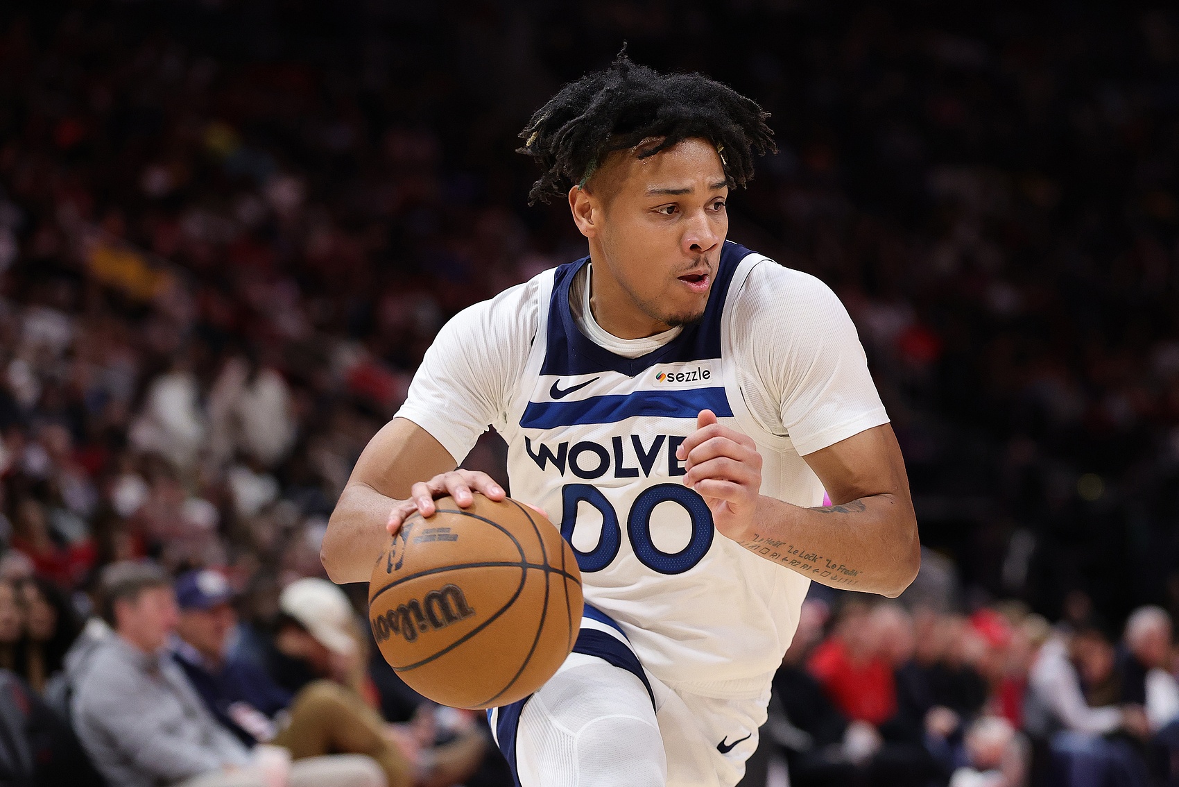  生涯新高！特倫斯-香農(nóng)15中9拿下25分5板 末節(jié)12分