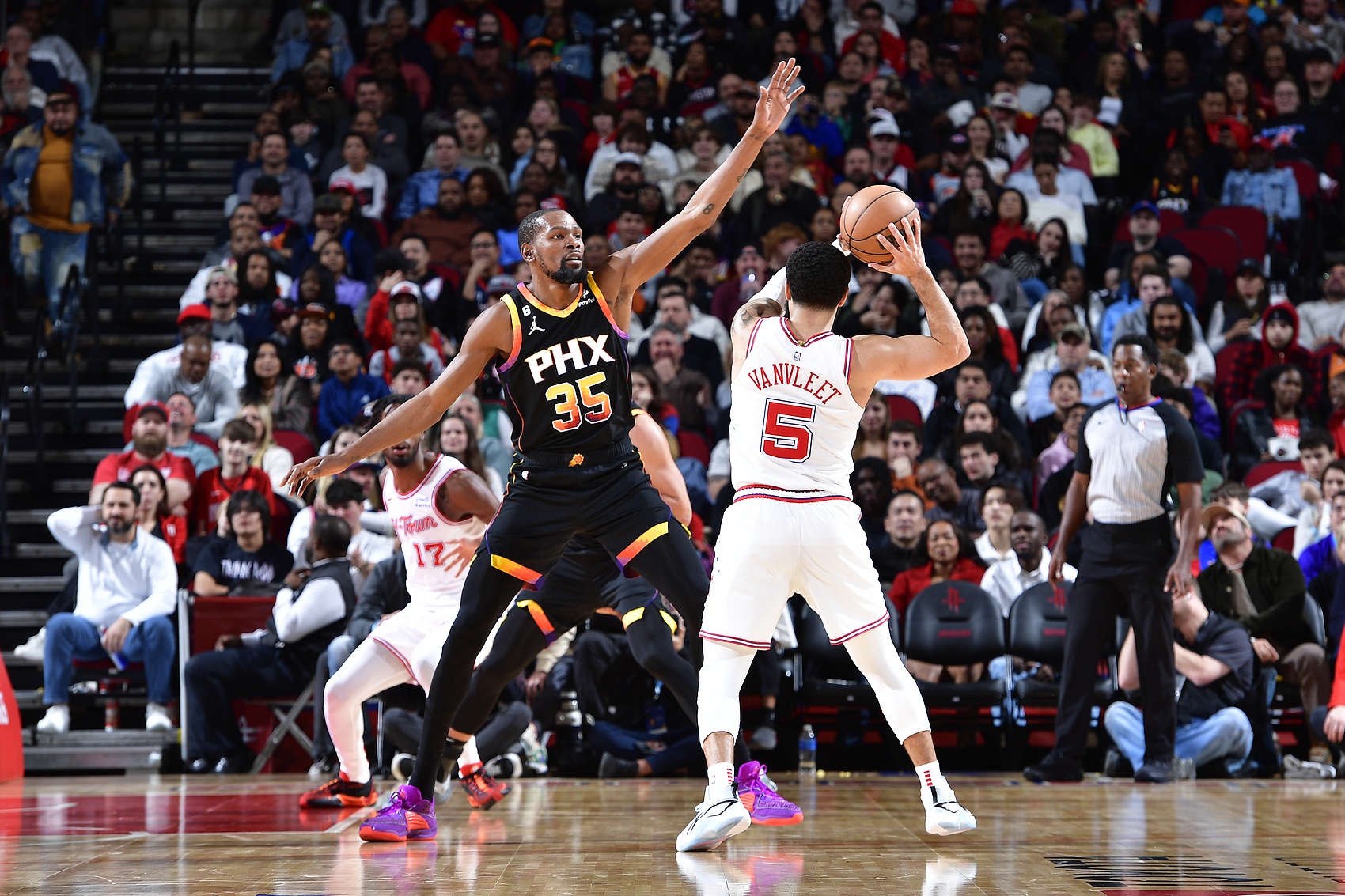  休賽期KD爭(zhēng)奪戰(zhàn)前瞻：俠火熱尼誰(shuí)的報(bào)價(jià)更香？火箭想要就穩(wěn)了？