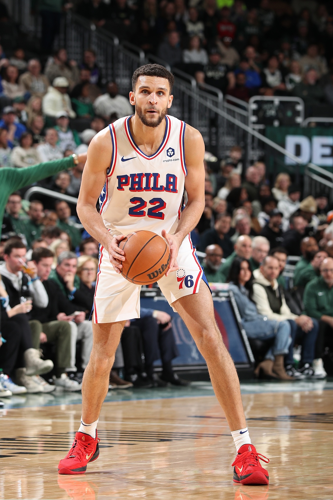  小南斯的弟弟！Shams：雄鹿與內(nèi)線皮特-南斯簽下一份雙向合同