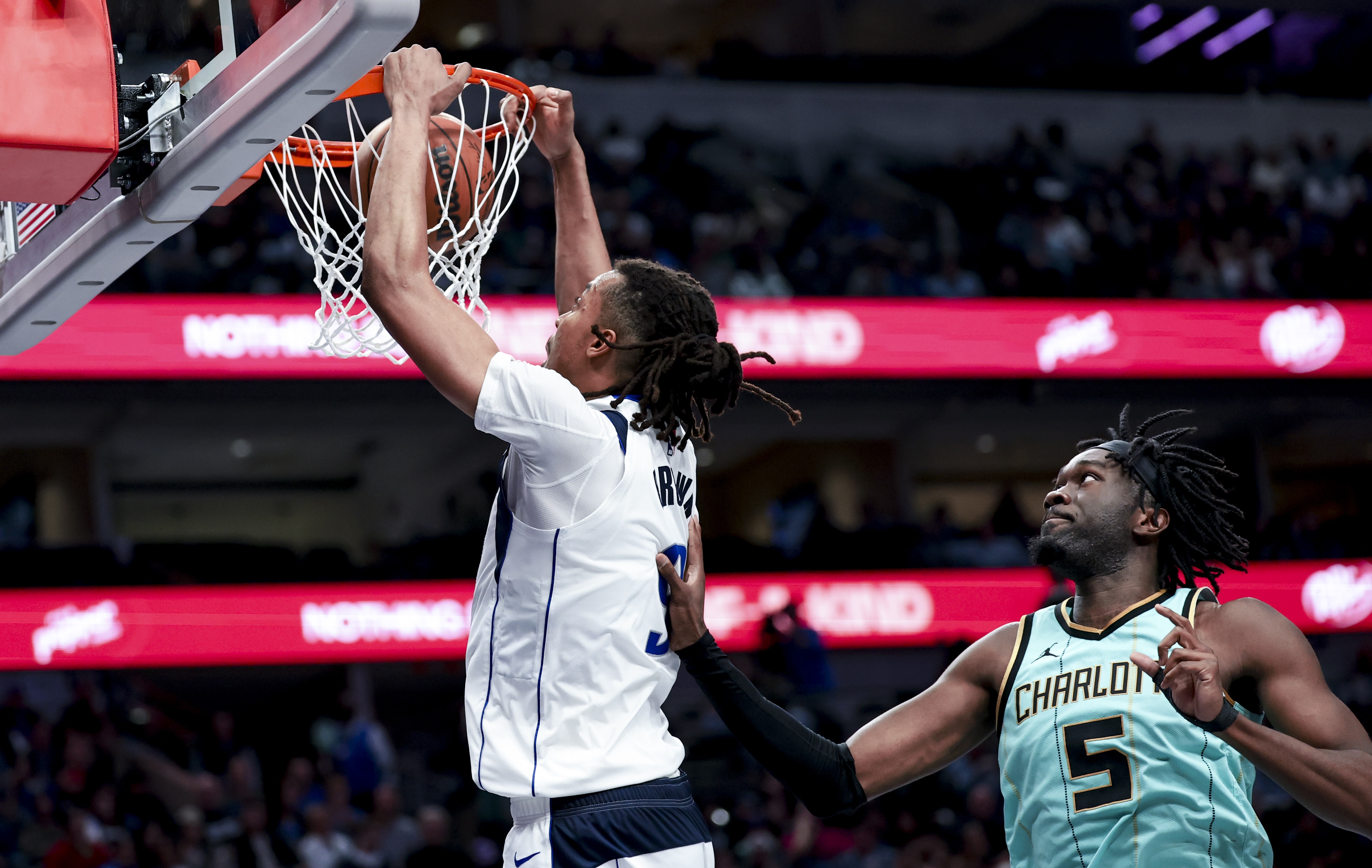  大殺器！摩西-布朗今日G聯(lián)盟比賽爆砍28分21板4斷