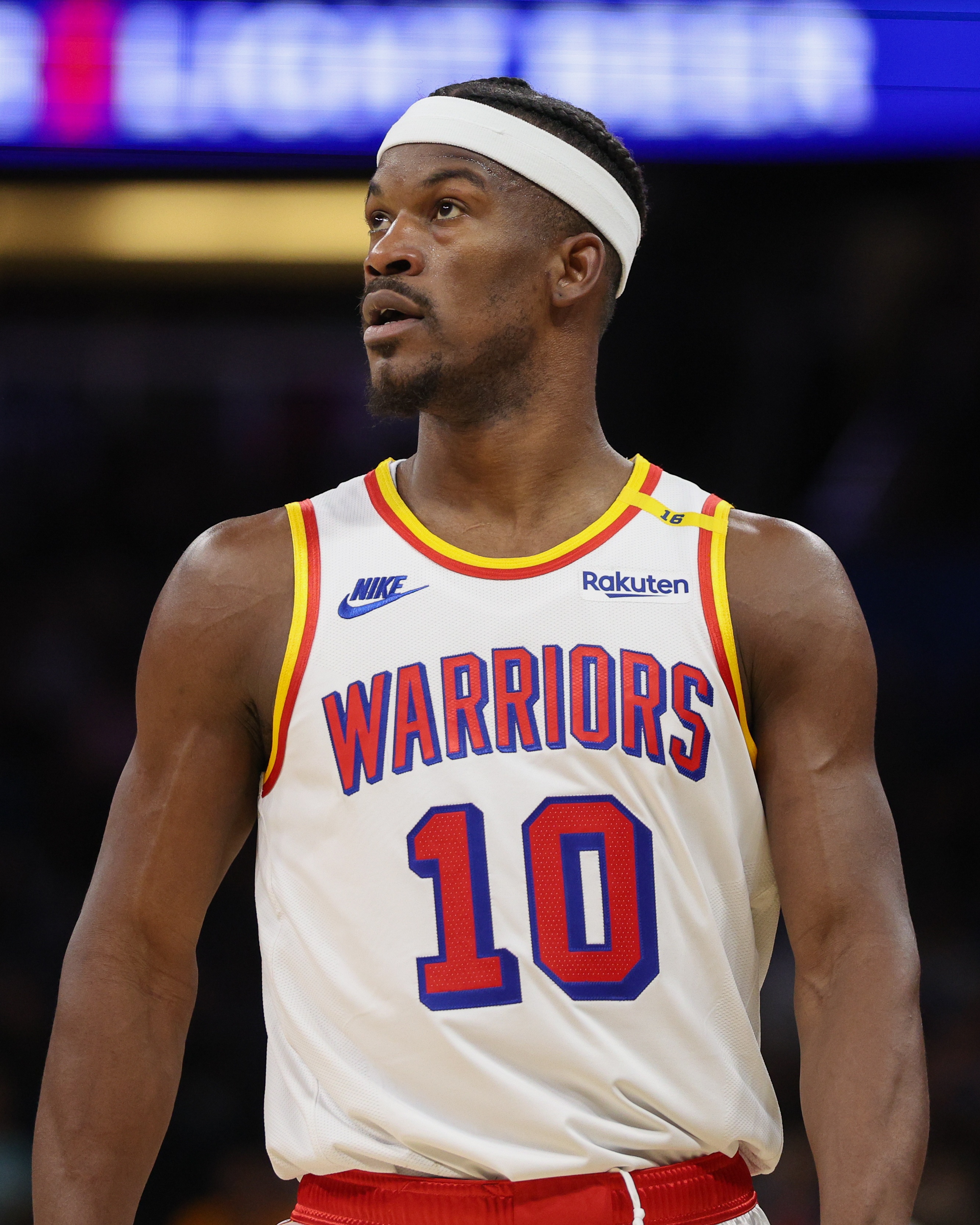  突飛猛進(jìn)！2月1日時(shí)勇士勝率50%&僅西部第11 如今西部第6