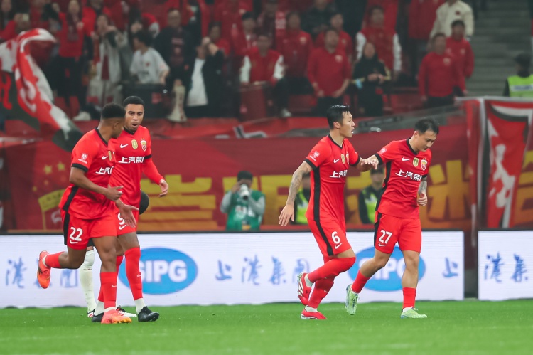  媒體人：還有哪個俱樂部比海港重視亞冠？這配置踢亞冠沒戰(zhàn)斗力