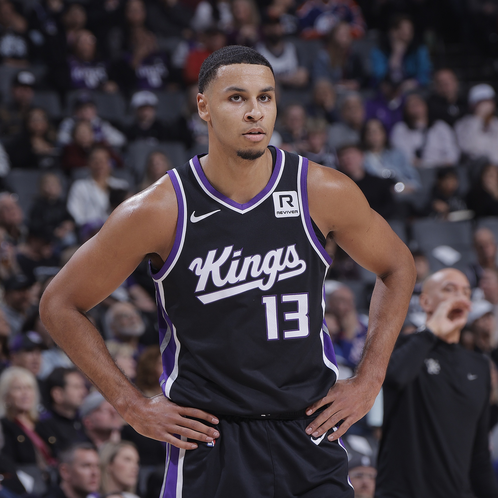  手感不好沒關系&庫里必須貼死！穆雷死貼庫里半場7中1得3分 有2帽