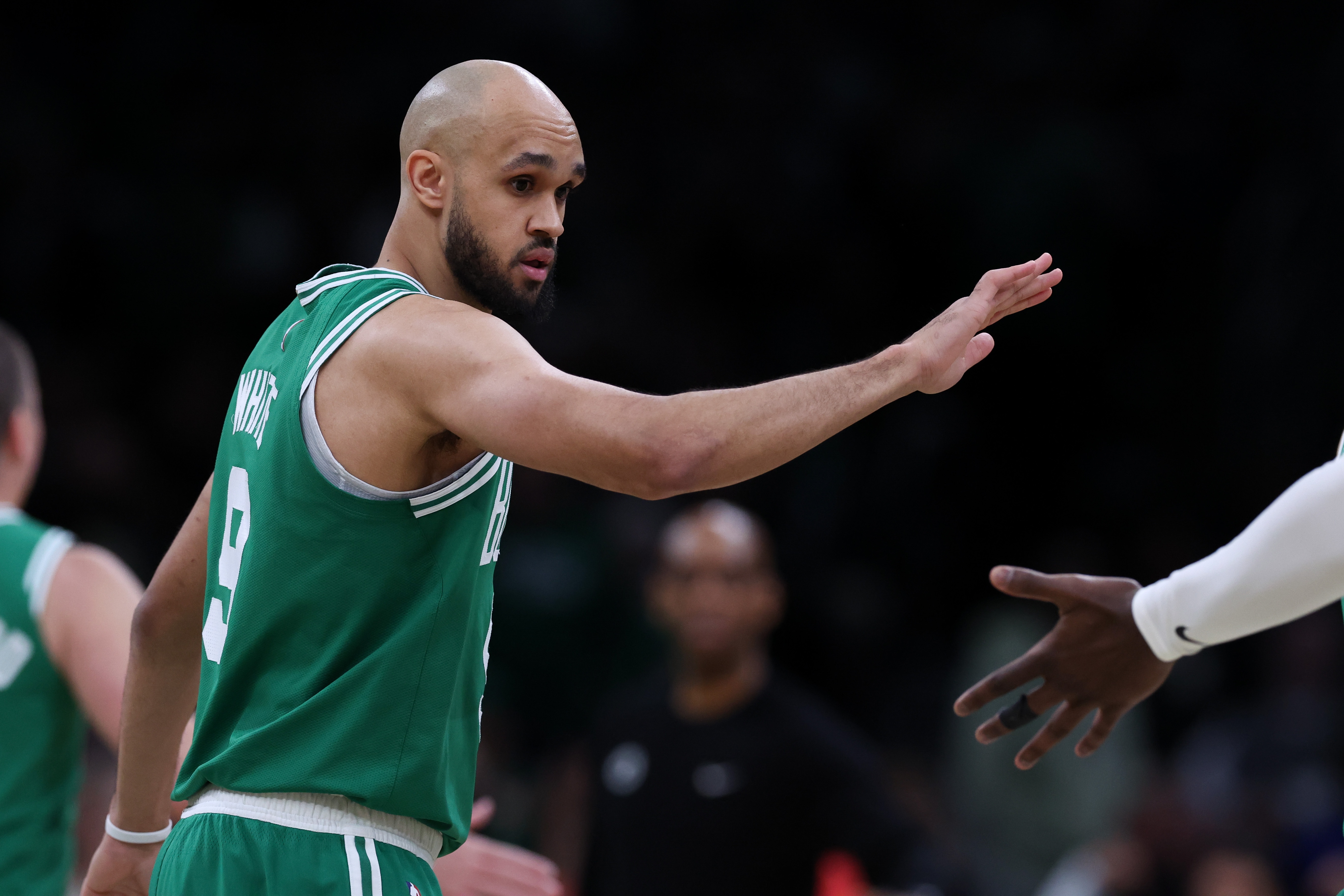  迅速調(diào)整！懷特第三節(jié)手感回溫12投5中&三分球7中2 得到13分2助攻