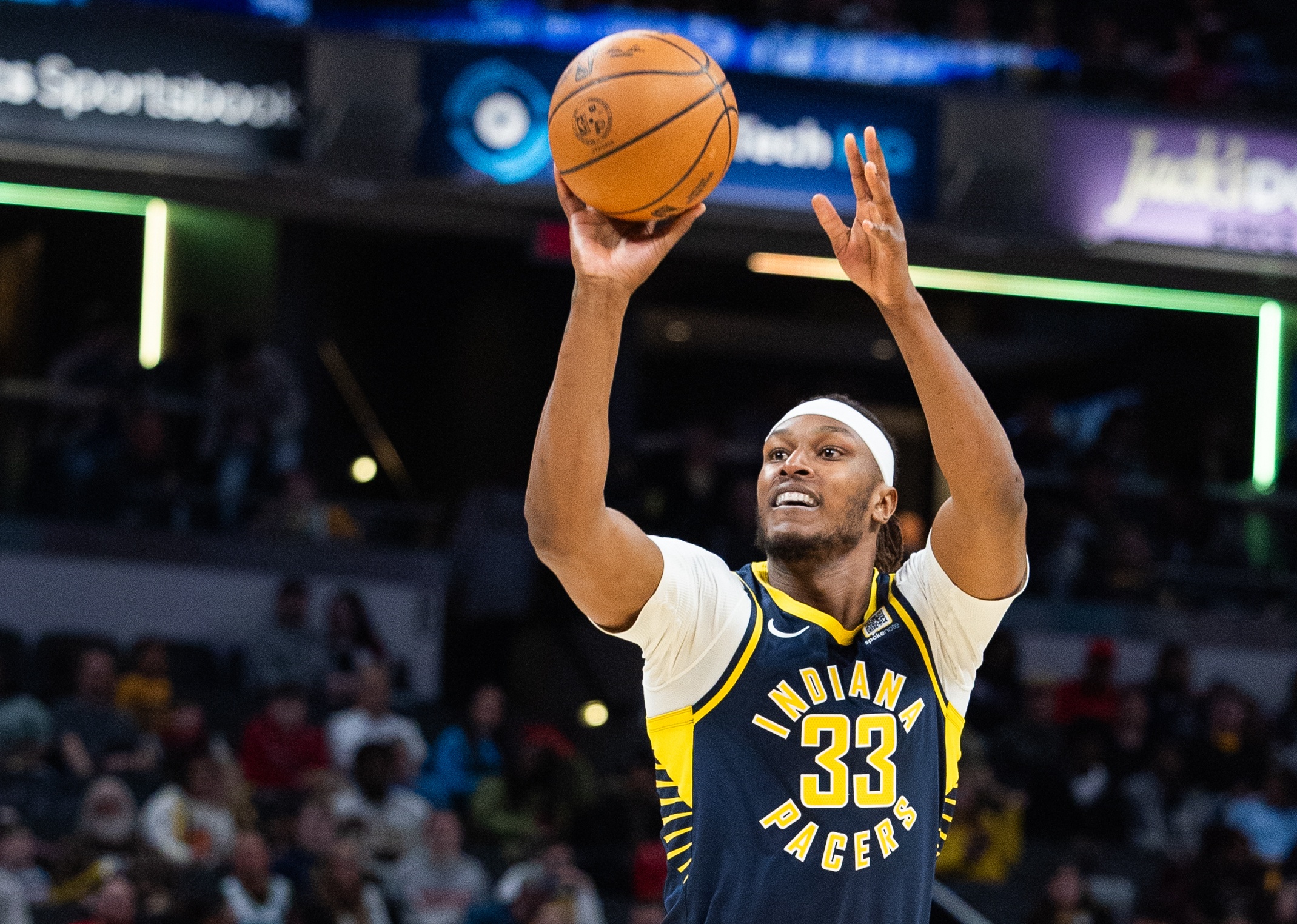  今天末節(jié)就2三分3帽！特納生涯第6場比賽4+三分4+帽 歷史第4多